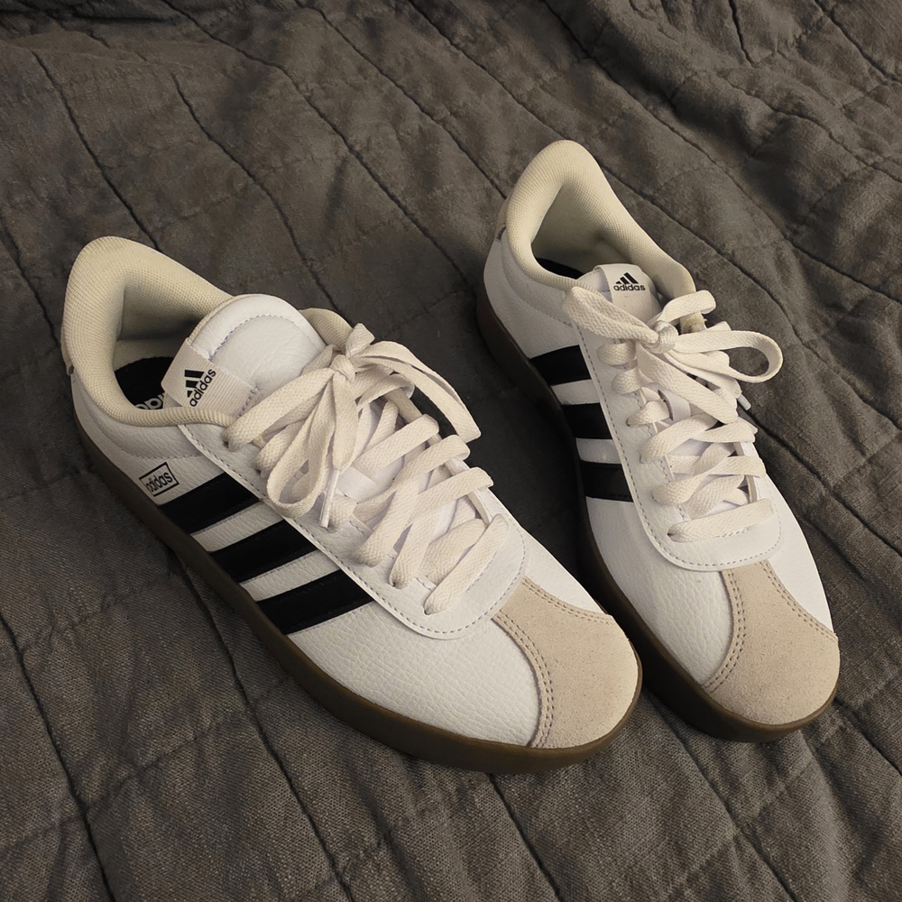 Adidas Classic White and Black Trainers NWOT 9